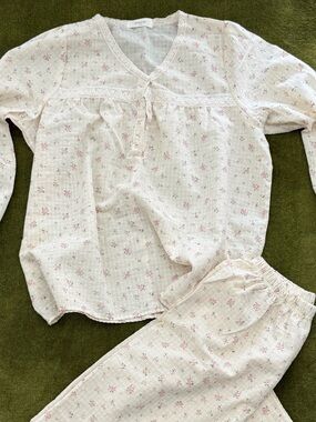 Made in Korea Women's Cream Floral Cotton Sleep Top and Bottom Set
